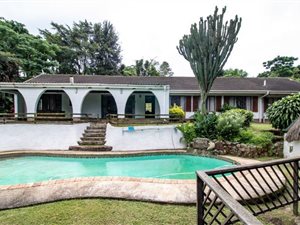 4 Bedroom House in New Germany