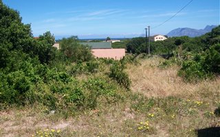 595 m² Land available in Hawston