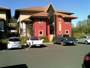 91 m² Commercial space in Hillcrest Park