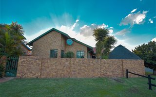 3 Bedroom House in Wierda Glen