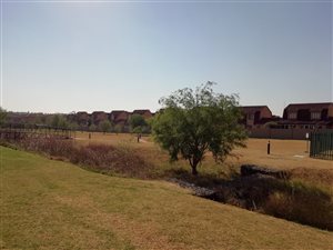 2 Bed Apartment in Ruimsig
