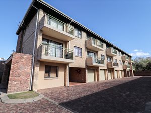 2 Bed Apartment in Grahamstown Central