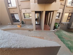 2 Bed Apartment in Glenvista