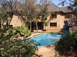 4 Bed House in Kameeldrift East