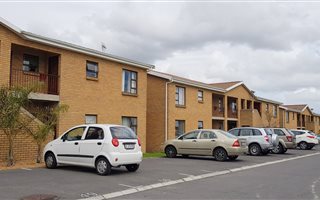 2 Bedroom Apartment in Kleinbron Estate