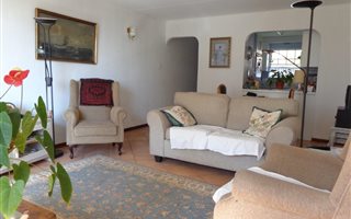 2 Bedroom Apartment in Kensington B