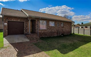 3 Bedroom House in Ermelo