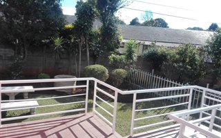2 Bedroom Flat in Kloof