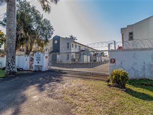 3 Bed Townhouse in Pinetown Central