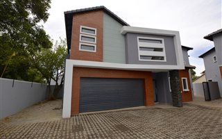 4 Bedroom House in Lynnwood