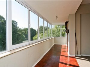 2 Bed Apartment in Observatory