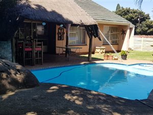 3 Bed House in Falcon Ridge