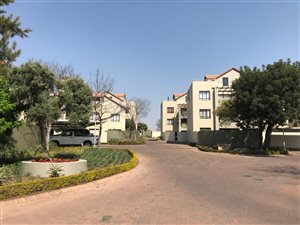 2 Bed Apartment in Broadacres