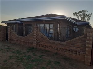 3 Bed House in Osizweni