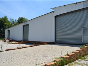 980 m² Industrial space in Vulcania