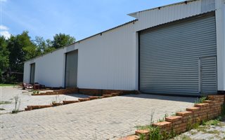 980 m² Industrial space in Vulcania