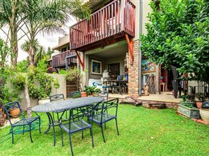 3 Bed Townhouse in Blue Gill