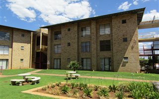 1 Bedroom Apartment in Kanoniers Park