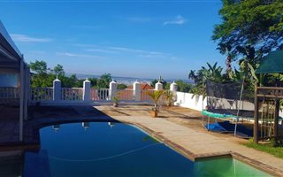 7 Bedroom House in Glenwood