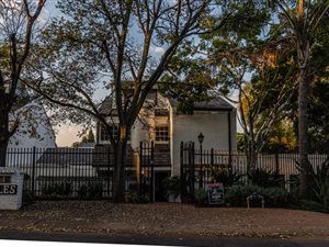 3 Bed Townhouse in Lynnwood Glen
