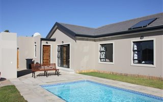 3 Bedroom House in Milnerton Ridge