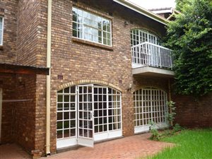 3 Bed Townhouse in Bruma