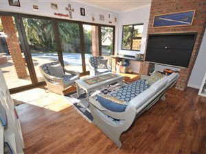 4 Bed House in Aviary Hill