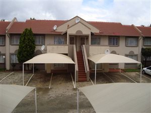 2 Bed Townhouse in Rewlatch