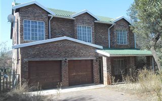 4 Bedroom House in Olifantsnek