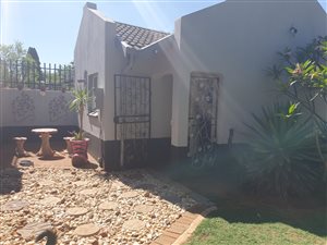 3 Bed House in Chantelle
