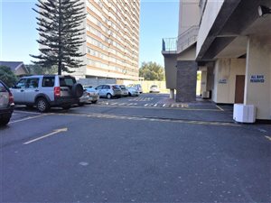2 Bed Apartment in Goodwood
