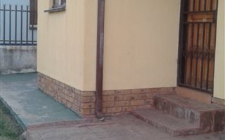 2 Bedroom House in Lotus Gardens