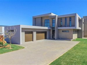 4 Bed House in Eye of Africa