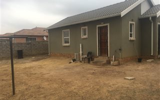 3 Bedroom House in Alveda