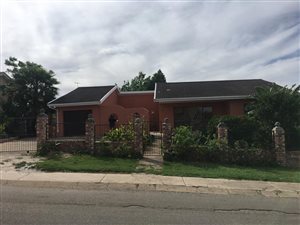 4 Bed House in Thomas Gamble