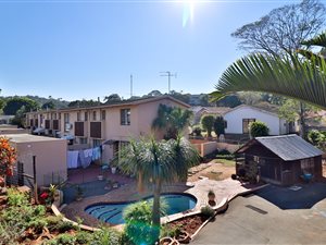 3 Bed Duplex in Woodhaven