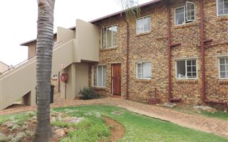 2 Bedroom Townhouse in Moreleta Park