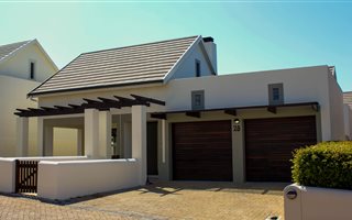 3 Bedroom House in Schonenberg Estate