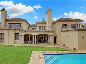 7 Bed House in Dainfern