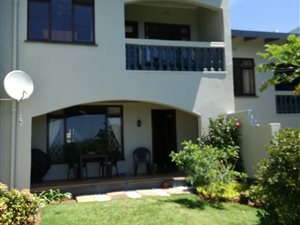 2 Bed Townhouse in Port Edward