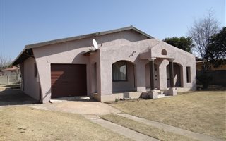 3 Bedroom House in Noycedale