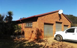 2 m² Farm in Delmas