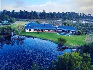 12 m² Farm with House in Robberg