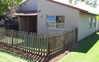 3 Bedroom Townhouse in Elspark