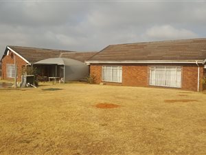 7 m² Farm in Hillside AH