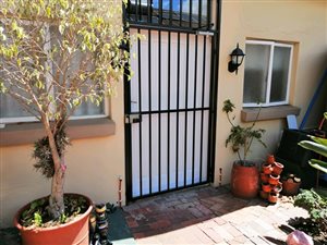1 Bed Garden Cottage in Durbanville