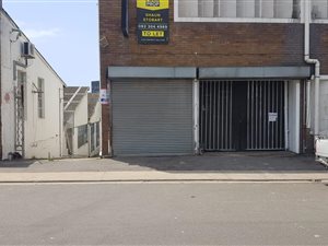 1200 m² Industrial space in Umbilo