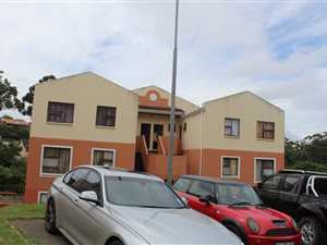 2 Bed Flat in Amalinda