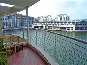 2 Bed Apartment in Tyger Valley