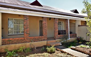 2 Bedroom Simplex in Primrose